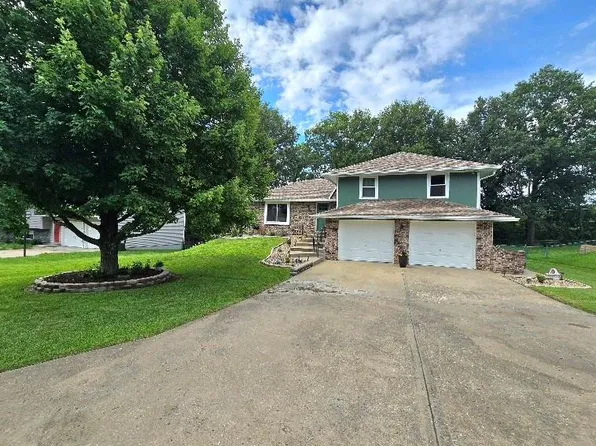 1463 Grandview Dr, Warrensburg, MO 64093