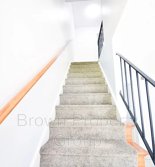 2123 Grand Prix Dr #H — Photo 7