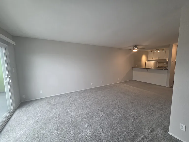 Tropic Sands Apartments — Photo 48