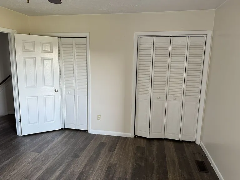 Pine Villa Town Houses — Photo 12