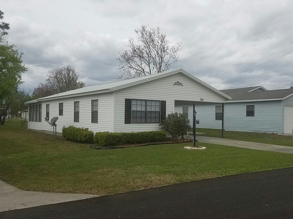 1st image of 200 SE Jenese Way