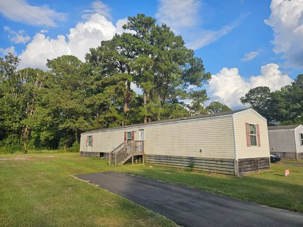 185 Lakeside Ln #185, Tarboro, NC 27886