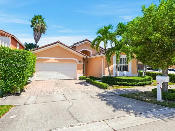 15429 SW 36th Ter, Miami, FL 33185