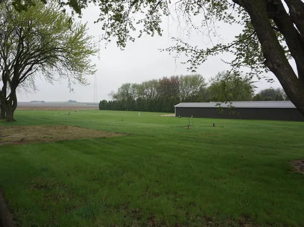 B Ave, Grundy Center, IA 50638