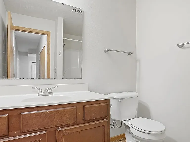 295 Hickory Ct — Photo 20