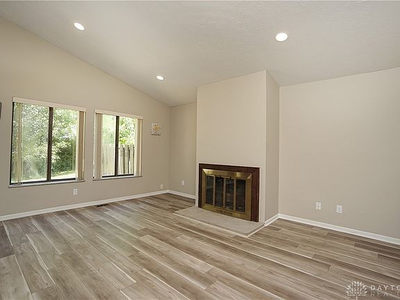 5th image of 3268 Pebblebrook Ln #1