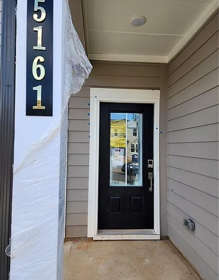 5161 Union Heights Way — Photo 4