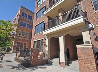 216 Portland Ave S, Minneapolis, MN 55401