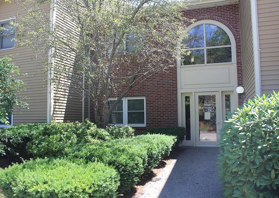 1st image of 23 Rose Ct