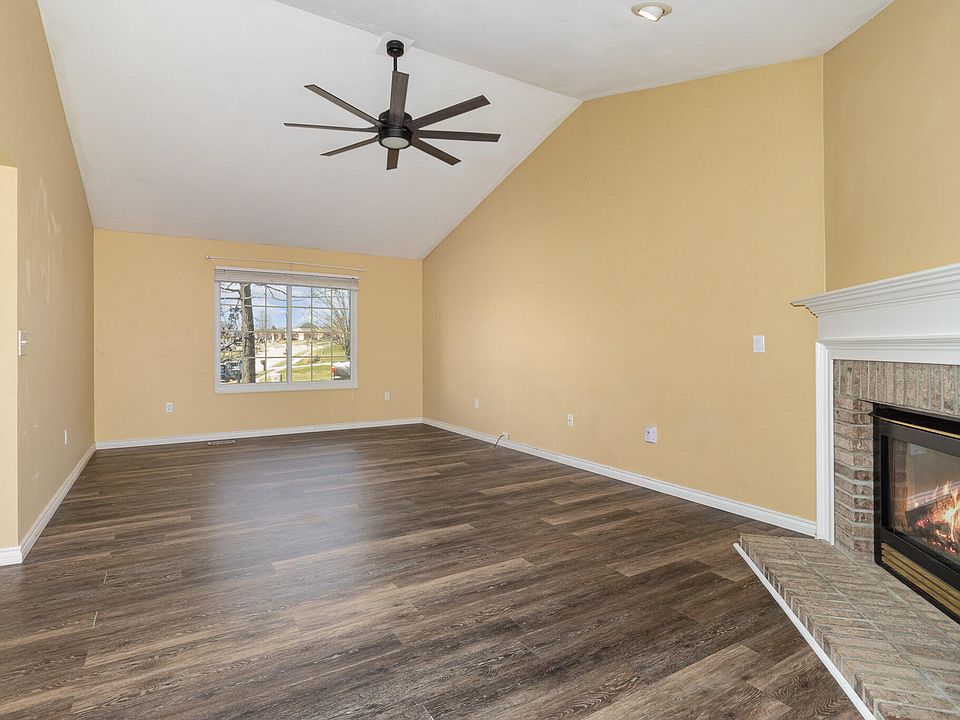 2674 Coachlight Ln, Burlington, KY 41005 Zillow