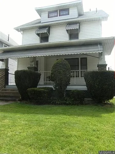 3437 W 125th St photo 1