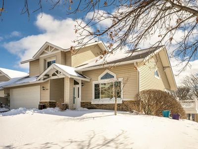 2885 Devonshire Pl, Woodbury, MN, 55125