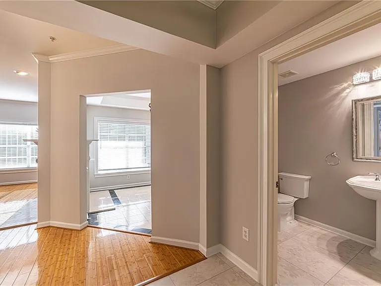 3275 Lenox Rd NE #214 — Photo 6