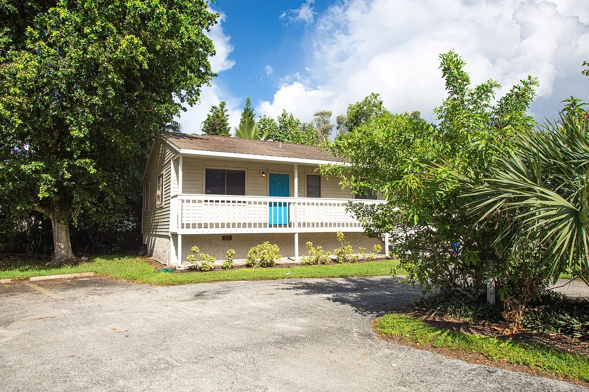 Building Photo - 2445 Thomasson Dr