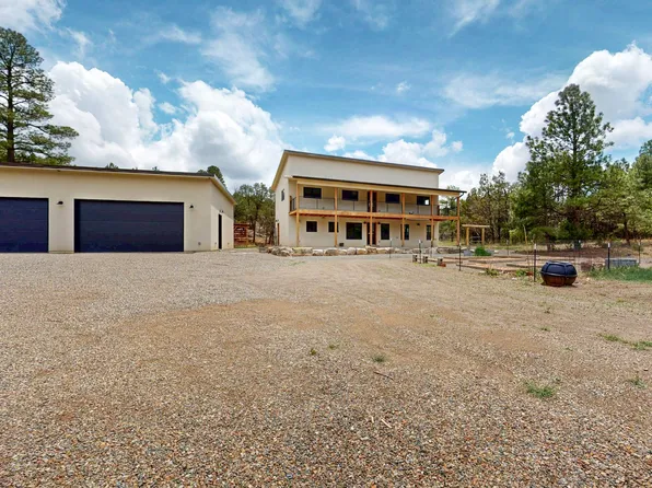 450 Juan Tomas Rd, Tijeras, NM 87059