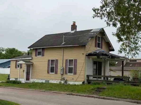2101 34th St, Rock Island, IL 61201