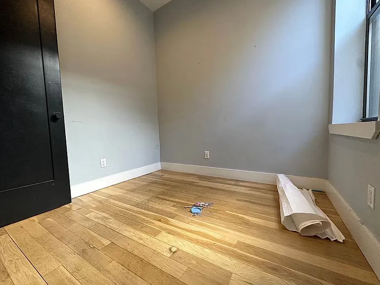 86 Havemeyer St #1 — Photo 24