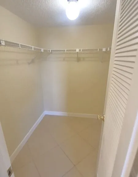 820 Lavers Cir #G409 — Photo 18