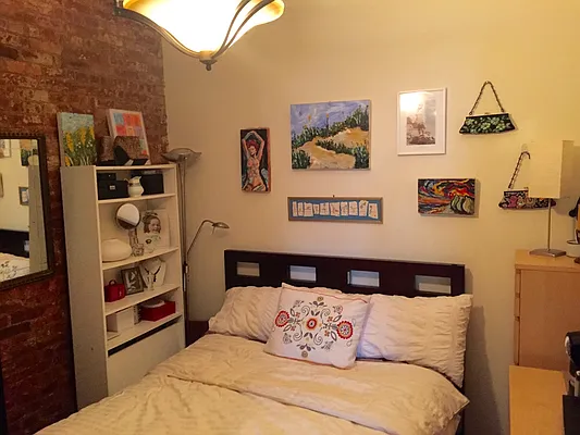 Rented by Brooklyn Real Inc | media 11