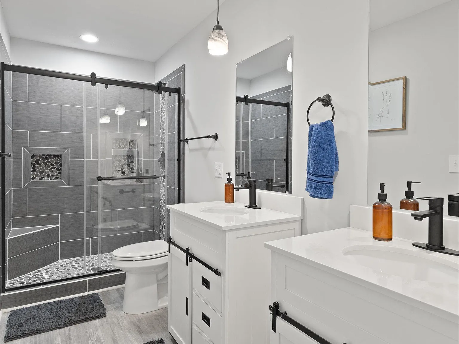 4 bed, 3.5 bath, 2606 sqft, $776 — Photo 4