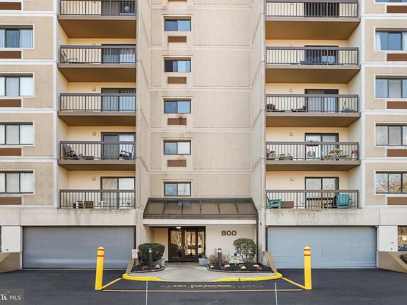 3rd image of 800 Avondale Rd APT 6J