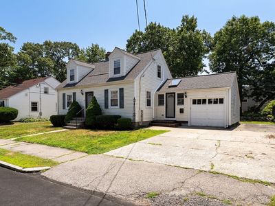 23 Eastwood Cir, West Roxbury, MA, 02132