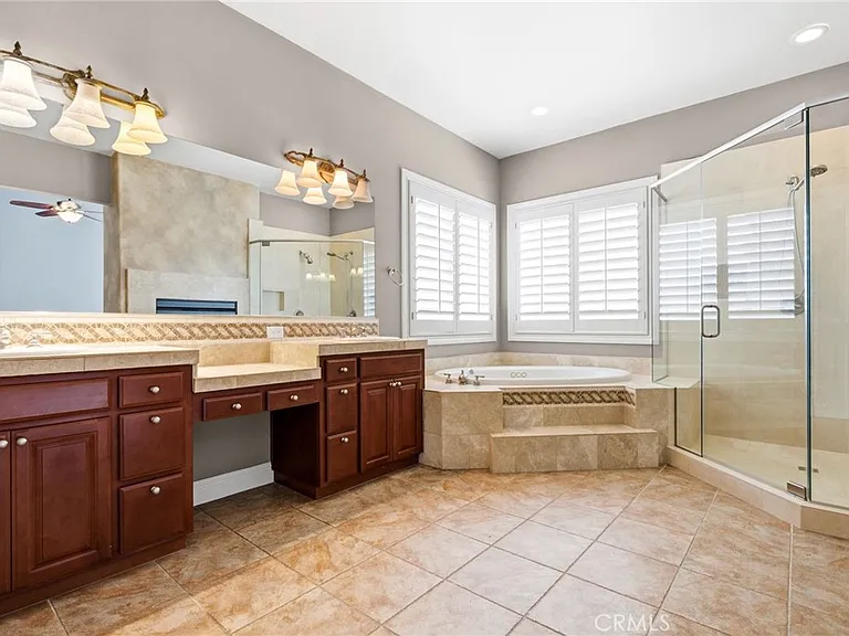 309 Whitcliff Ct — Photo 30