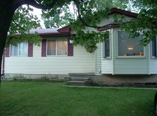 3351 Charlotte Dr, Brighton, MI