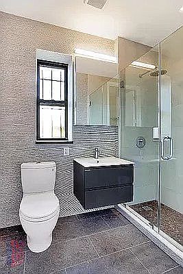 3rd image of 195 Stanton St #2D1
