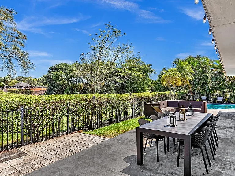 5602 S Travelers Palm Ln — Photo 64