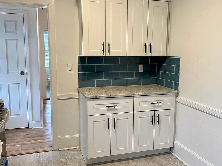 47 Lakeview Ave — Photo 4