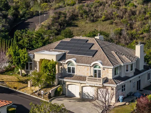 199 Kings Ct, San Carlos, CA 94070
