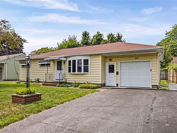 2nd image of 117 Willow Ave