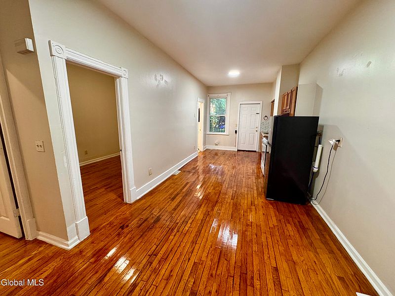 5th image of 596 3rd Street