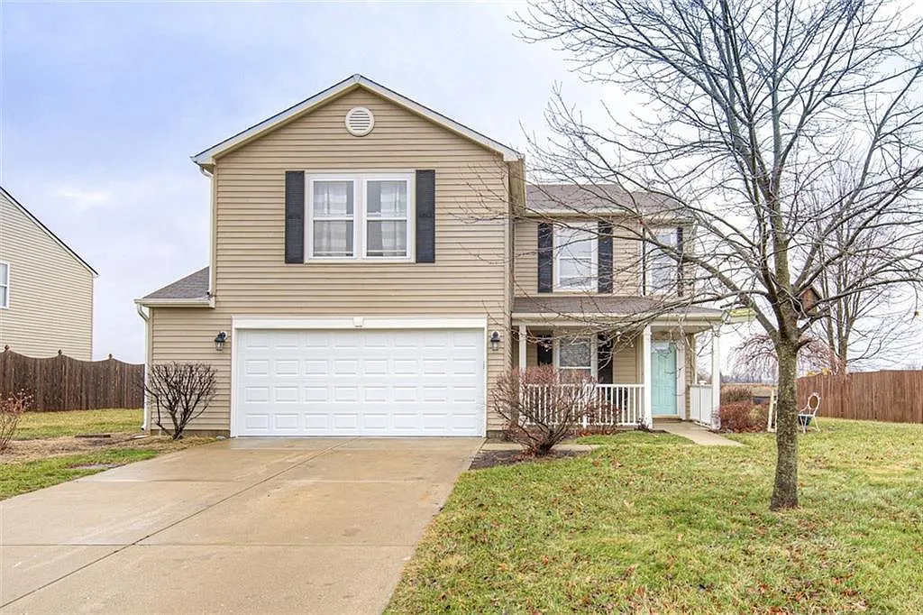 1364 King Maple Dr photo 1