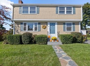 8 Meadow Ln, Weymouth, MA 02190
