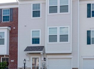 1155 Stallion St, Ranson, WV 25438