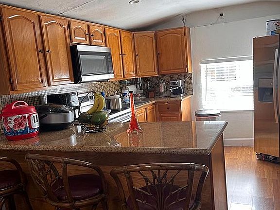 5th image of 11201 SW 55th St Unit 27