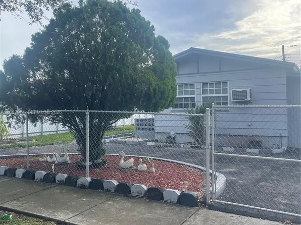 2311 NW 27th Ter, Fort Lauderdale, FL 33311