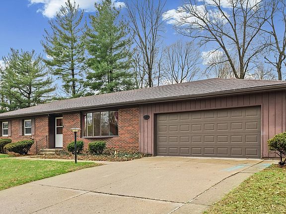 3rd image of 3248 Vista Dr