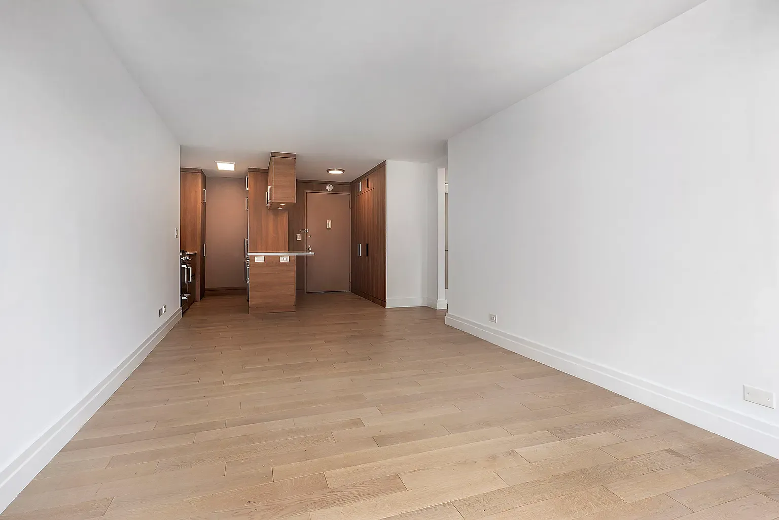 429 East 52nd Street — Photo 3