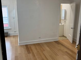5000 N Kenmore Ave #304, Chicago, IL 60640