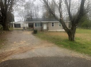 1932 Calmar St, Leeds, AL 35094