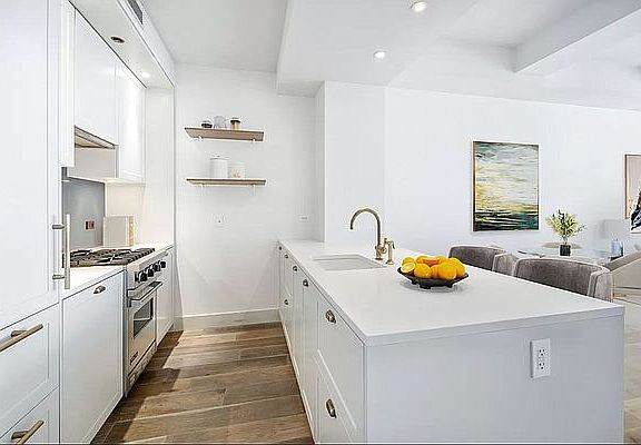 3rd image of 93 Worth St Suite 703