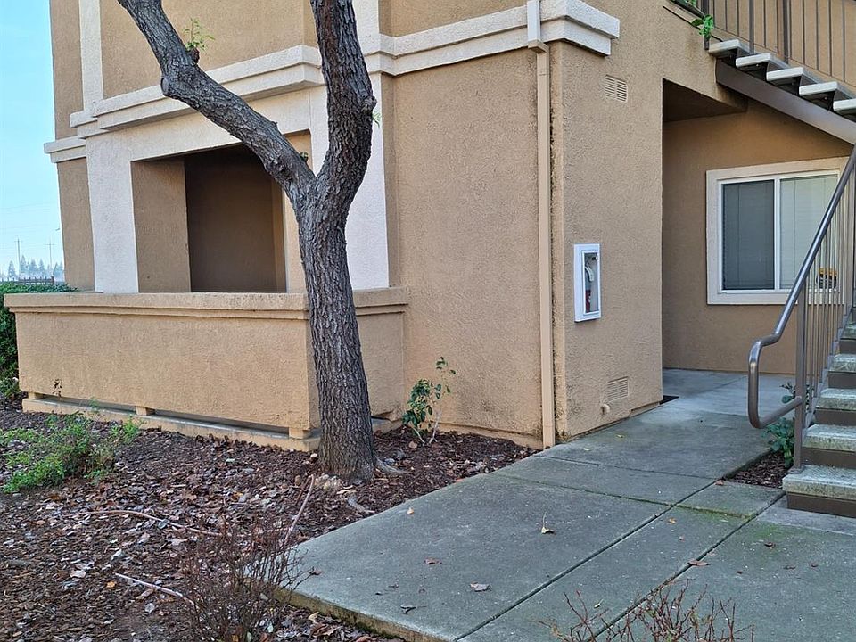 1st image of 501 Gibson Dr APT 1814