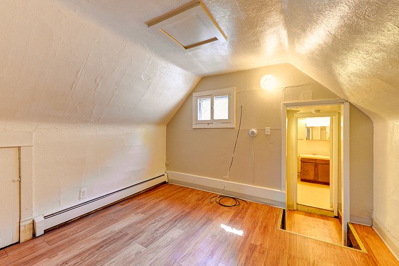 920 Marine Street Bedroom