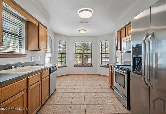 3rd image of 277 Winter Springs Way #0