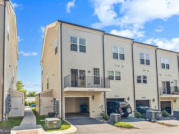 2nd image of 22514 Tate St #1108