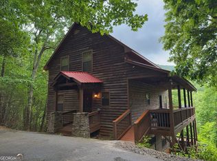 57 Yellow Rock Rd, Cleveland, GA 30528