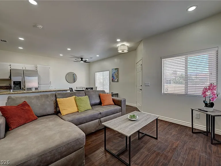 251 S Green Valley Pkwy #4822 — Photo 8